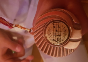 Medal, który został przyznany przez organizatorów konkursu.