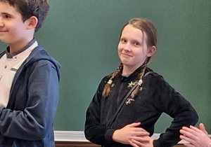 Hania, uczennica klasy czwartej po ogłoszeniu wyników.