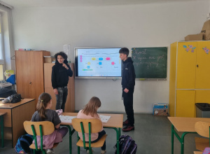 Zajęcia w 1a prowadzone przez starszych kolegów